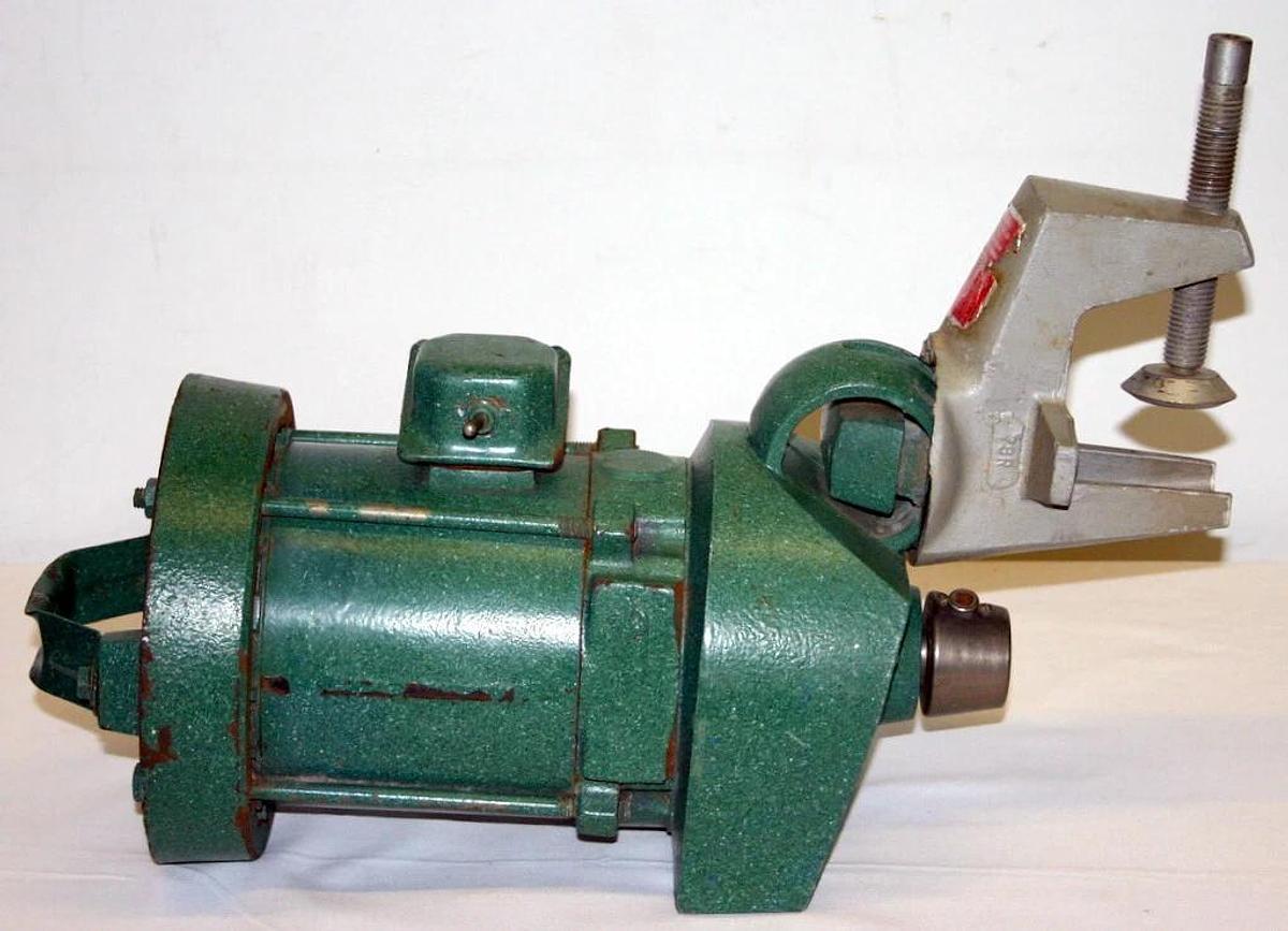 Used LIGHTNIN 1/4 H.P. CLAMP ON PORTABLE MIXER, MODEL NC-4