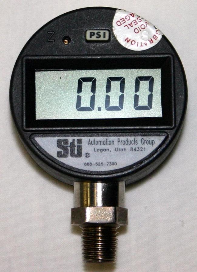 Used STI AUTOMATION PRODUCTS DIGITAL PRESSURE GAUGE, MODEL PG2000-20.00PSI