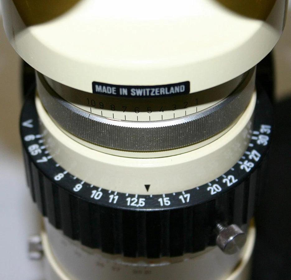 Used WILD HEERBRUGG STEREO MICROSCOPE, MODEL M7A W/ ADJUSTABLE IRIS, STAND & LIGHT