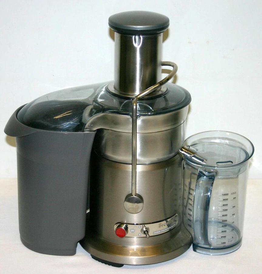 BREVILLE JUICE FOUNTAIN ELITE CENTRIFUGAL JUICER, MODEL 800JEXL