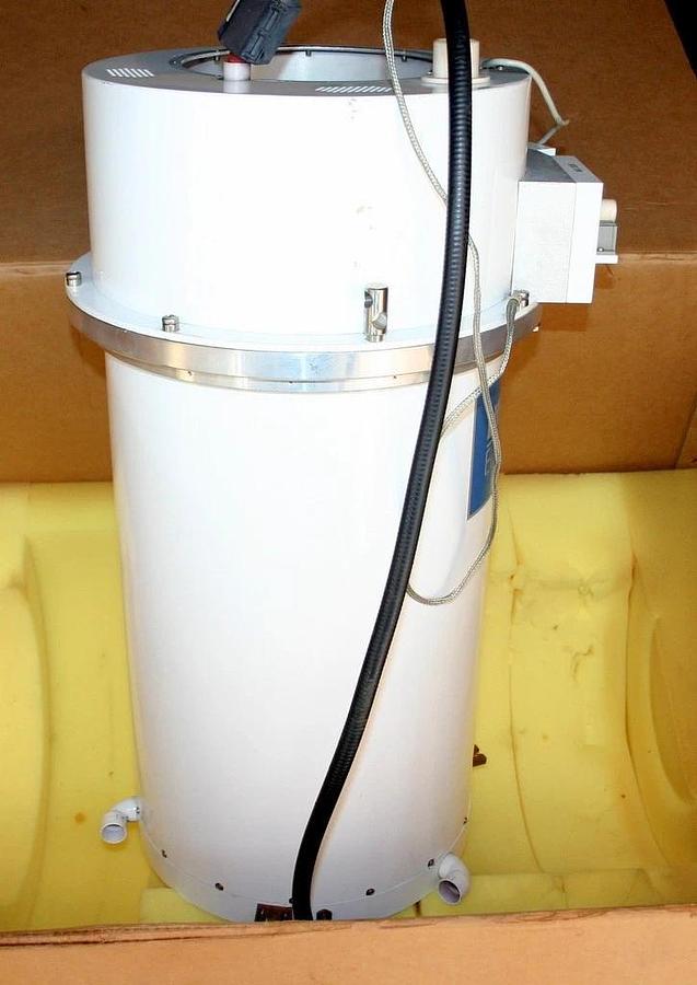 Used LITTON ELECTRON DEVICES IOT INDUCTIVE OUTPUT TUBE TROLLEY ASSEMBLY