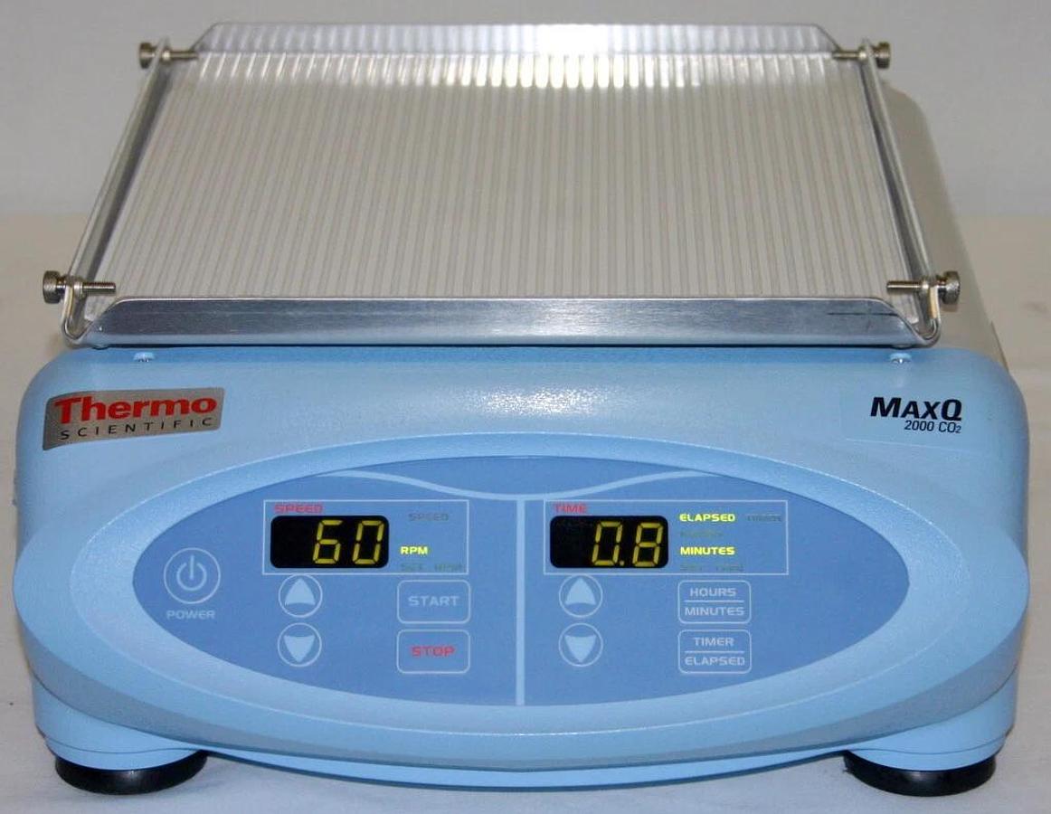 THERMO SCIENTIFIC MAXQ 2000 CO2 RESISTANT DIGITAL SHAKER, MODEL SHKE2000CO2