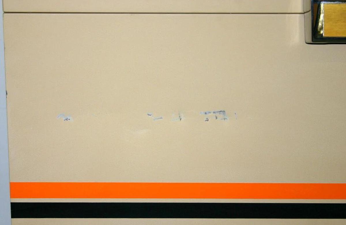 INFORS HT LARGE CAPACITY INCUBATOR SHAKER, MODEL RC-T, UV DECON & FLUORESCENT