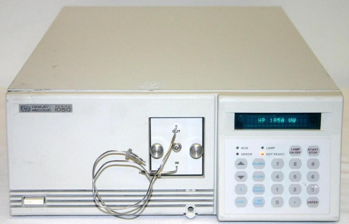 Used HEWLETT PACKARD 1050 SERIES VARIABLE WAVELENGTH DETECTOR, MODEL 79853A