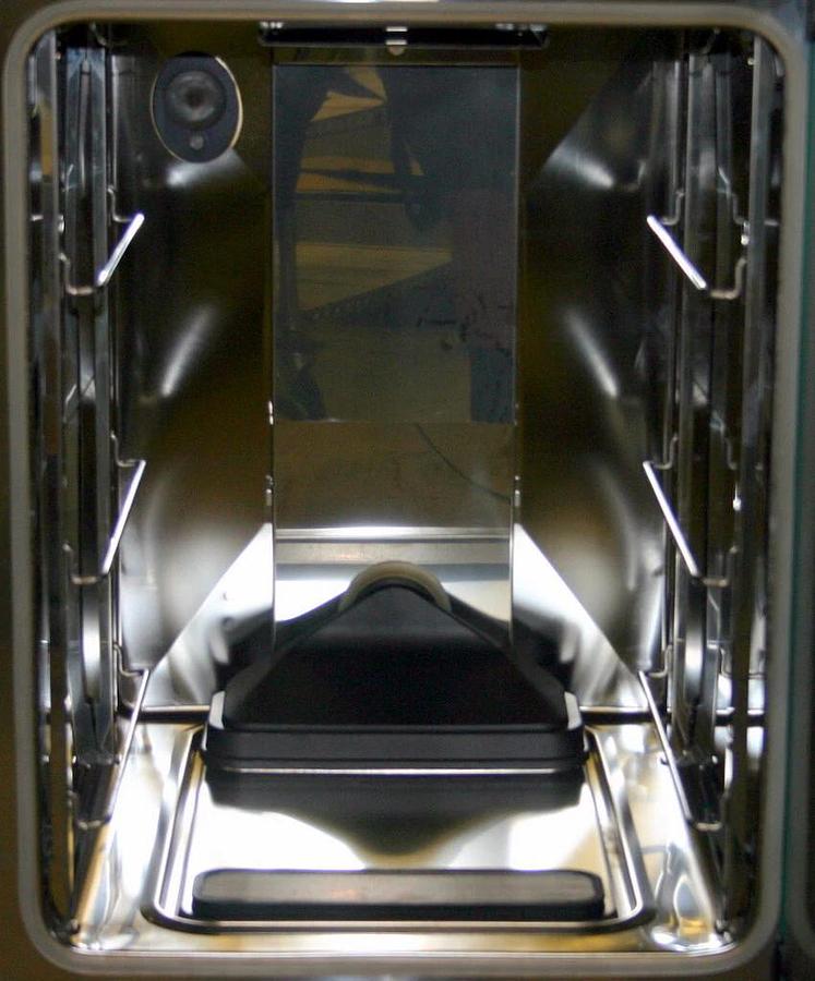 THERMO SCIENTIFIC HERACELL VIOS 160I CO2 INCUBATOR, 165L, ELECTROPOLISHED S/S