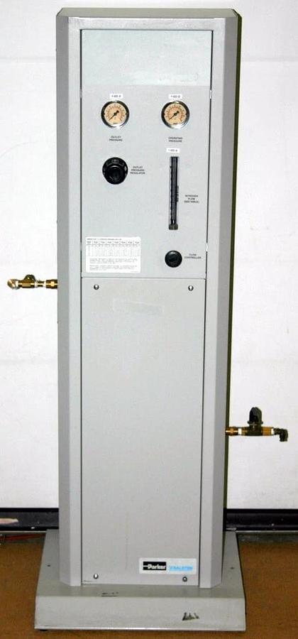 Used PARKER BALSTON HANNIFIN NITROGEN GENERATOR SYSTEM FOR LC-MS, MODEL N2-14