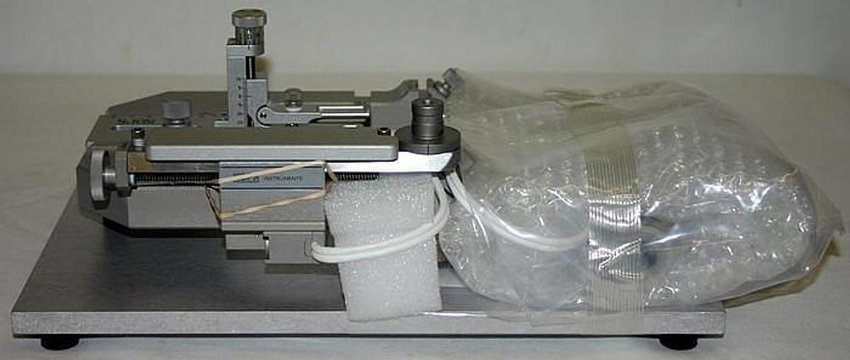 Refurbished KOPF DKI SMALL ANIMAL DIGITAL STEREOTAXIC INSTRUMENT Test, Lab, Medical equipment 940, WITH 923-B