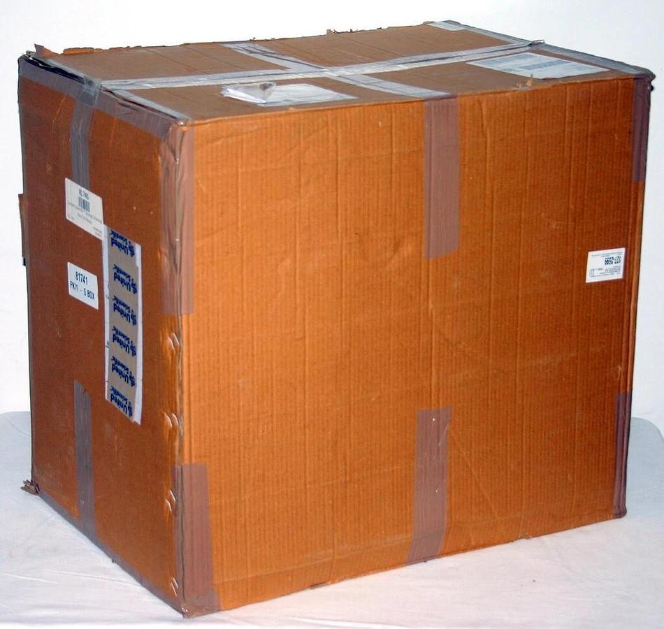 Used UNITED SCIENTIFIC COLE PARMER DRYING DRAINING RACK, 20 PLACE, MODEL 81741, CASE