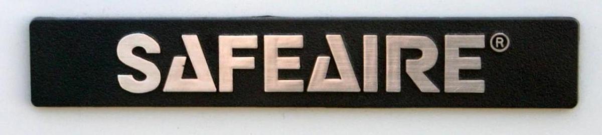 FISHER HAMILTON SAFEAIRE S/S FUME HOOD, 6 FOOT, MODEL HM54L (CREME)