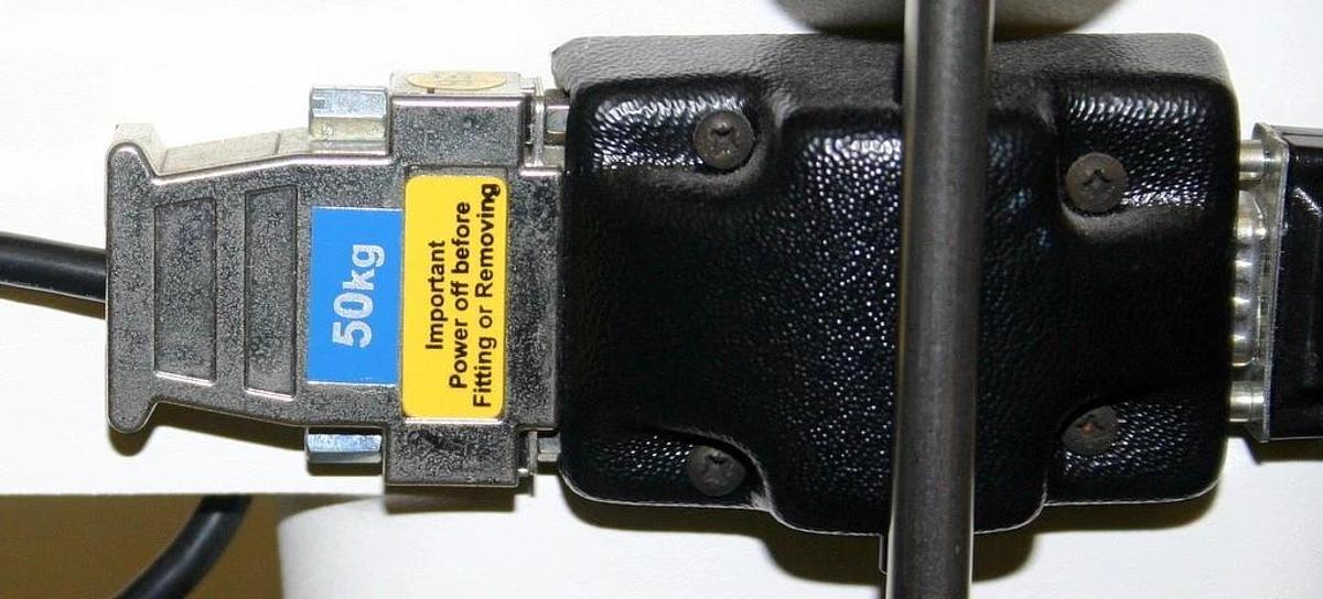 STABLE MICROSYSTEMS TEXTURE ANALYSER, MODEL TA-XT PLUS C, TA-XTPLUSC