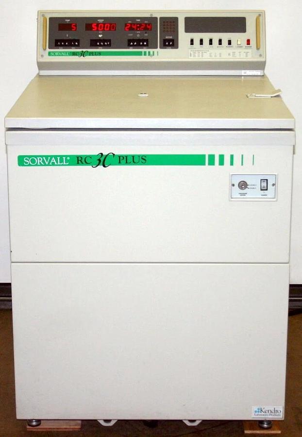 Used SORVALL REFRIGERATED LOW SPEED CENTRIFUGE, MODEL RC-3C PLUS WITH H4000 ROTOR