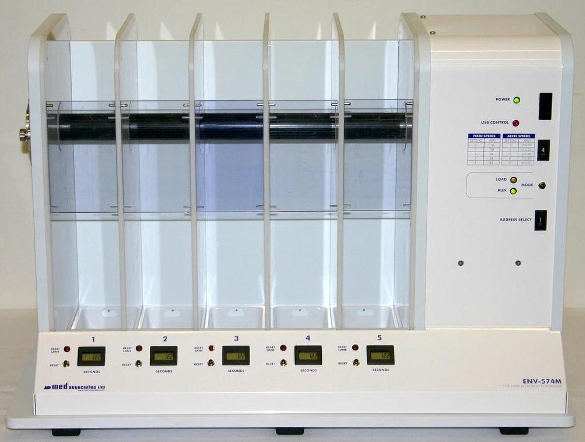 Used MED ASSOCIATES 5 LANE MOUSE TREADMILL, ROTA-ROD, ROTAROD, ROTOROD MODEL ENV-574M