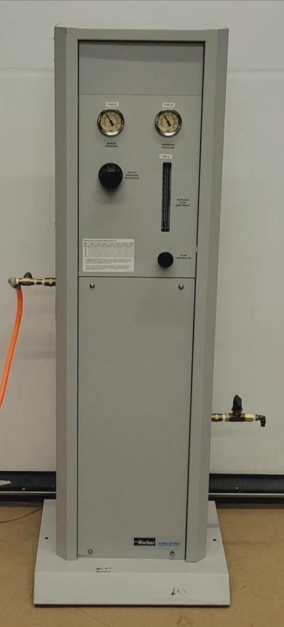 Used PARKER BALSTON HANNIFIN NITROGEN GENERATOR SYSTEM FOR LC-MS, MODEL N2-14