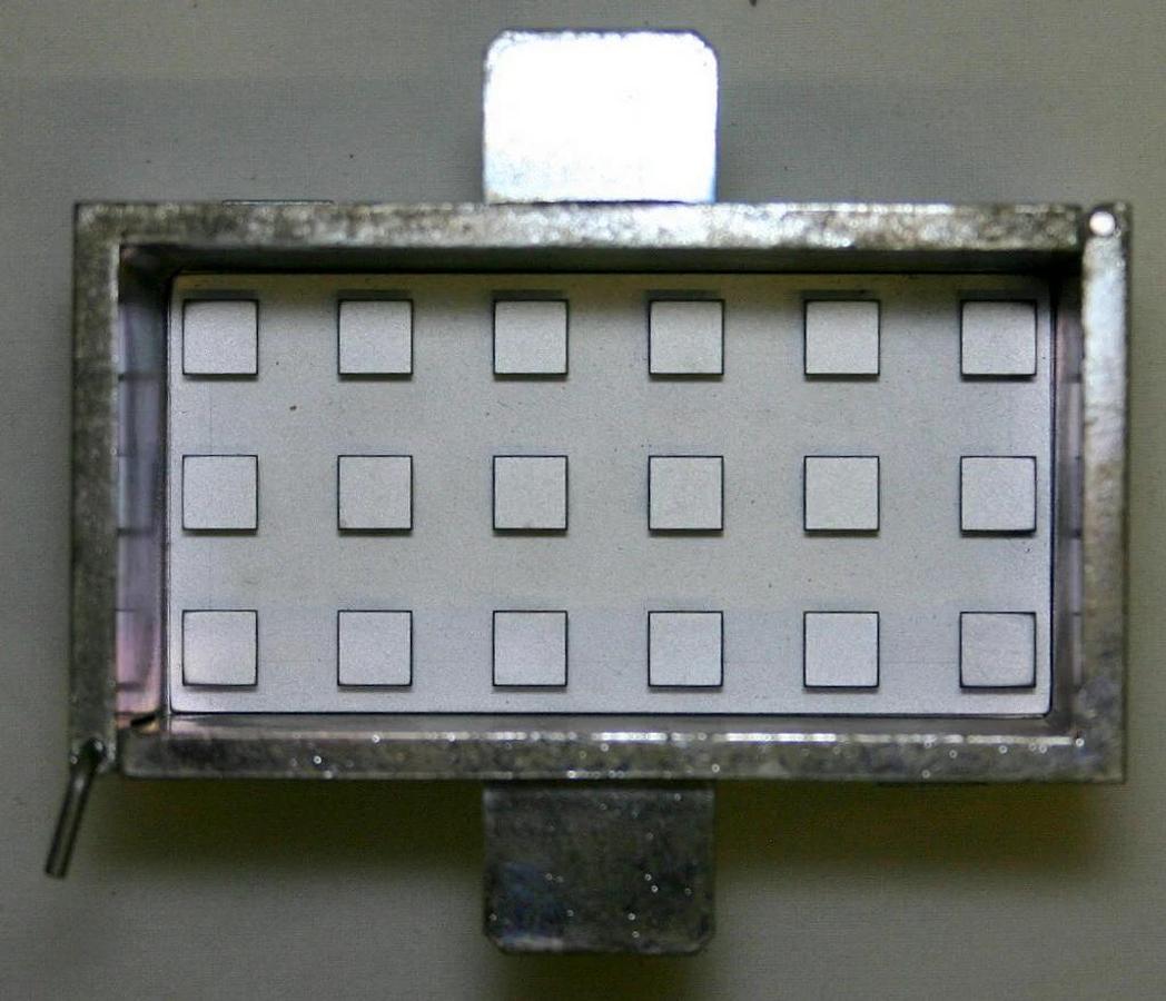 Used LEICA SPECIMEN STAGE 0022 50103 WITH EMBEDDING FRAME 0022 50123, 40 x 80 x 60 MM