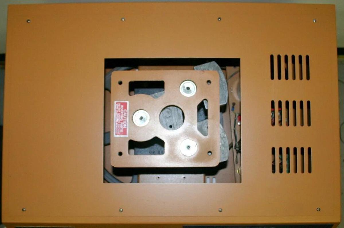 NEW BRUNSWICK SCIENTIFIC DIGITAL GYROTORY PLATFORM SHAKER, MODEL G-10