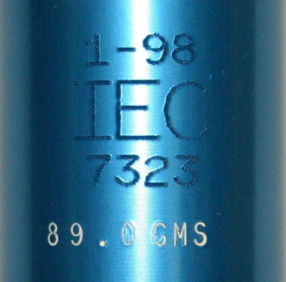 Used IEC SEALED SHIELDS, MODEL 7323, TUBE CAPACITY 15 ML, MATCHED WEIGHTS