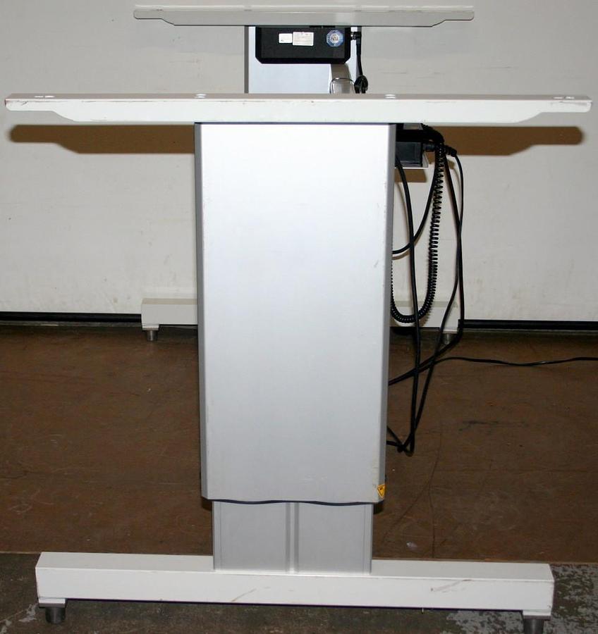 Used THERMO SCIENTIFIC 4 FT. BIOLOGICAL SAFETY CABINET ELECTRIC STAND, MODEL 50119126
