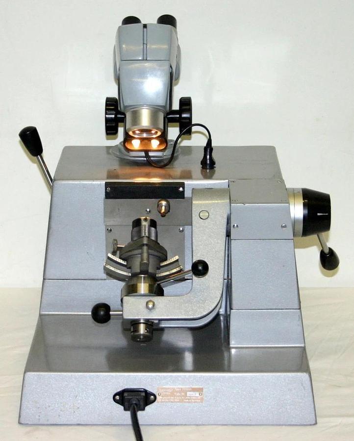 Used REICHERT JUNG ULTRAMICROTOME SPECIMEN TRIMMER, MODEL TM 60, TYPE 709901