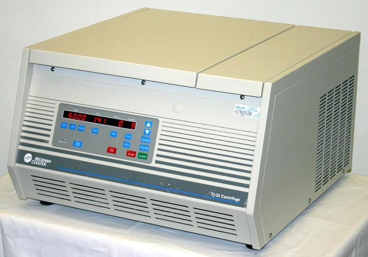 Used BECKMAN COULTER REFRIGERATED HIGH SPEED CENTRIFUGE MODEL TJ-25, TS-5.1-500 ROTOR