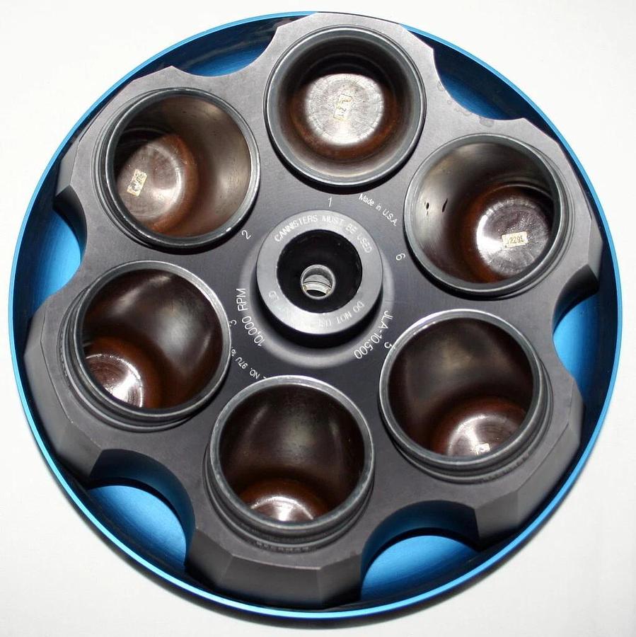 BECKMAN FIXED ANGLE ROTOR, MODEL JLA-10.500, 6 x 500 ML, INCLUDES CANISTERS