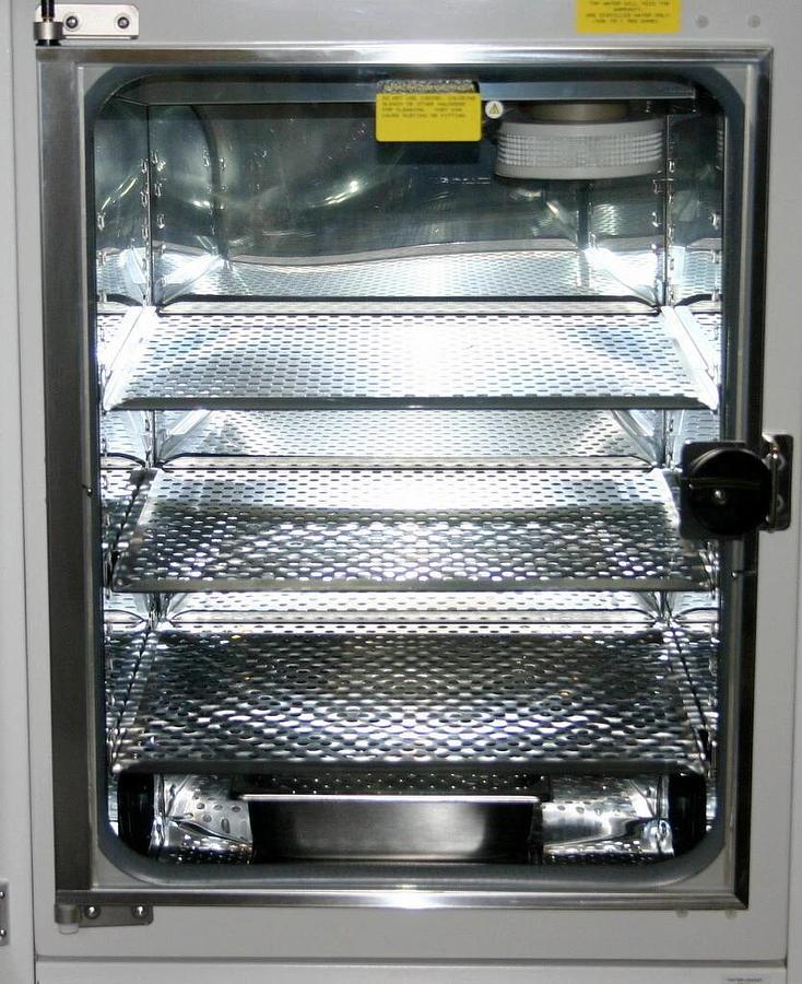 Used THERMO FORMA SERIES II WATER-JACKETED CO2 DOUBLE STACK INCUBATOR, MODEL 3110