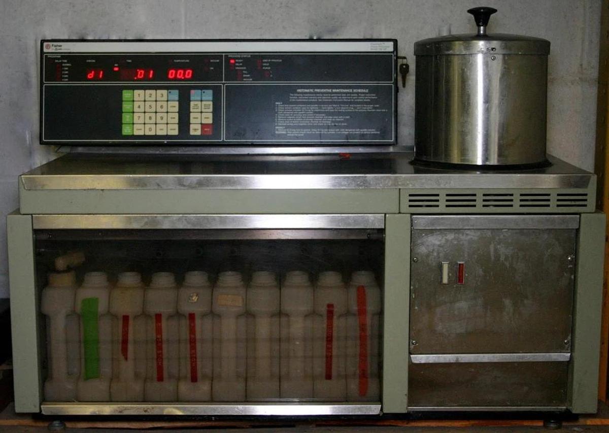 Used FISHER HISTOMATIC TISSUE PROCESSOR, MODEL 166 MP