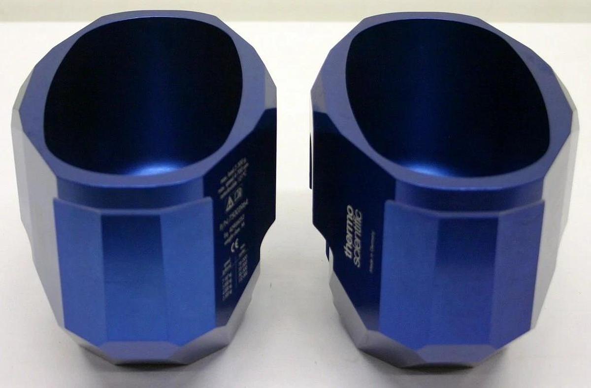 THERMO SCIENTIFIC 2000ML BIOS OVAL SWINGING BUCKET, MODEL 75003964, SET OF TWO