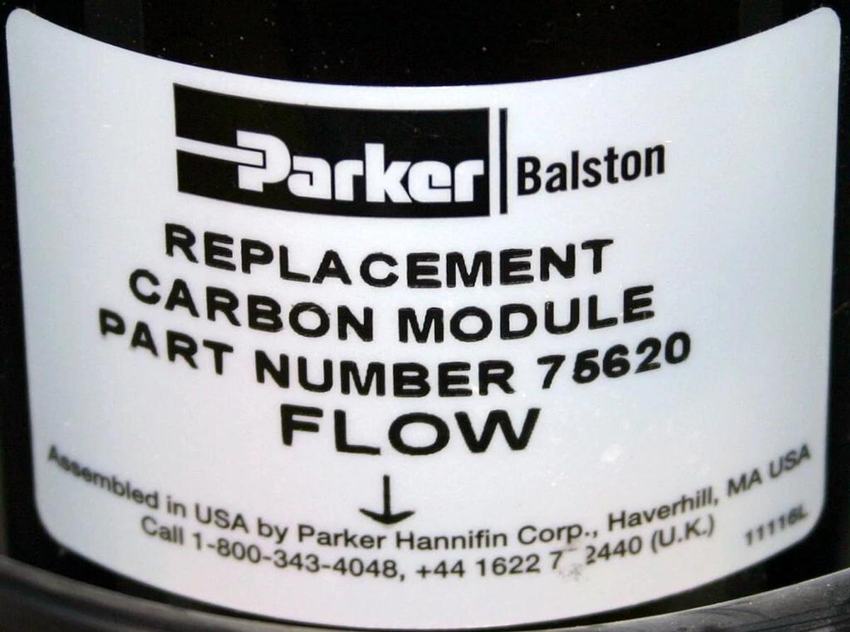 Used PARKER BALSTON HANNIFIN NITROGEN GENERATOR SYSTEM FOR LC-MS, MODEL N2-14