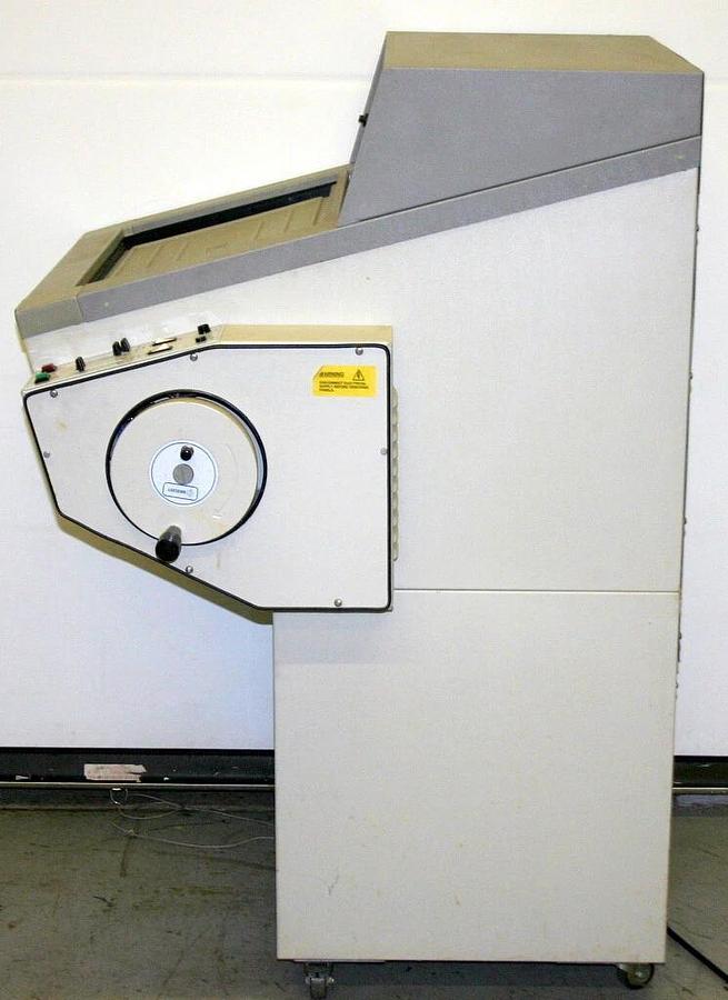 Used BRIGHT HACKER CRYOSTATS, MODEL OTF