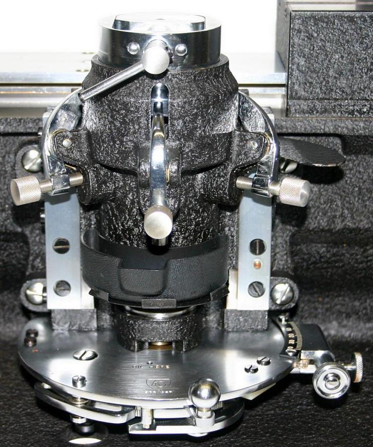 Refurbished AMERICAN OPTICAL / AO SLIDING MICROTOME 860 WITH FREEZING STAGE