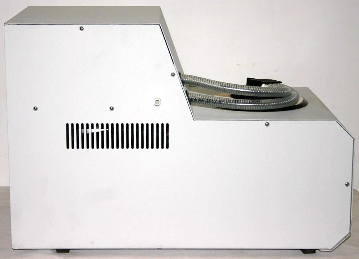 Used THERMO SCIENTIFIC SAVANT UNIVERSAL VACUUM SYSTEM MODEL UVS400