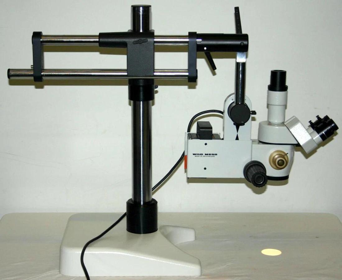 LEICA WILD HEERBRUGG TABLETOP STEREO MICROSCOPE, MODEL M650