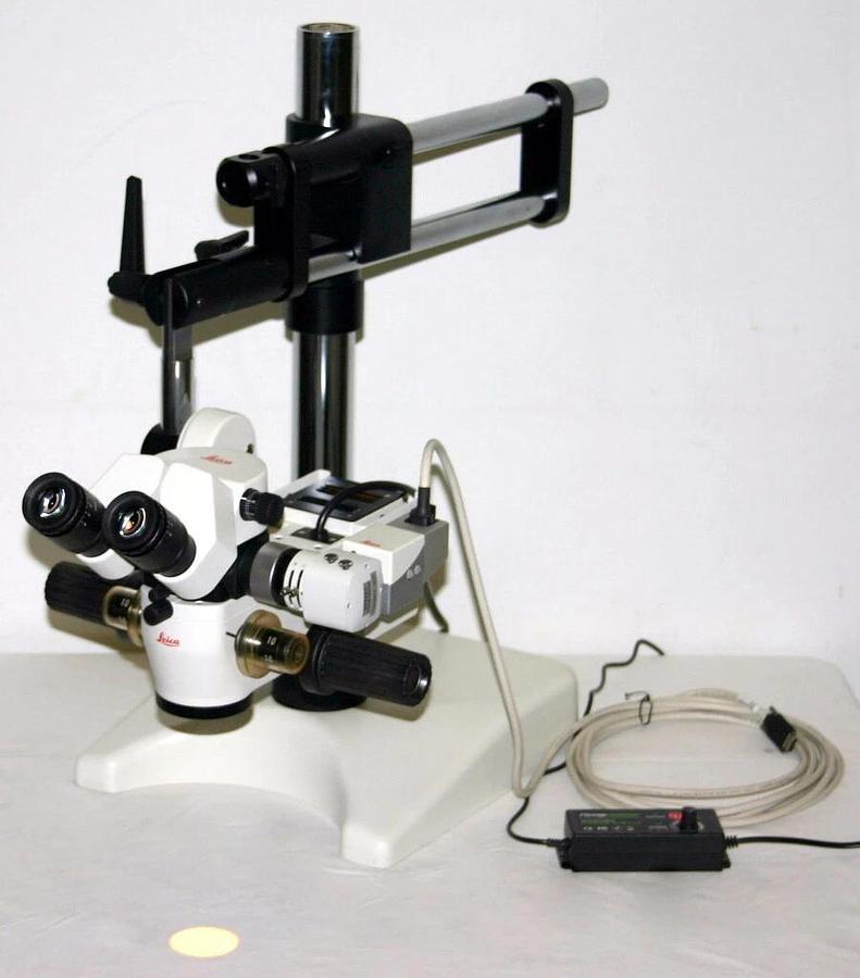 LEICA TABLETOP STEREO MICROSCOPE, MODEL M651 WITH CAMERA