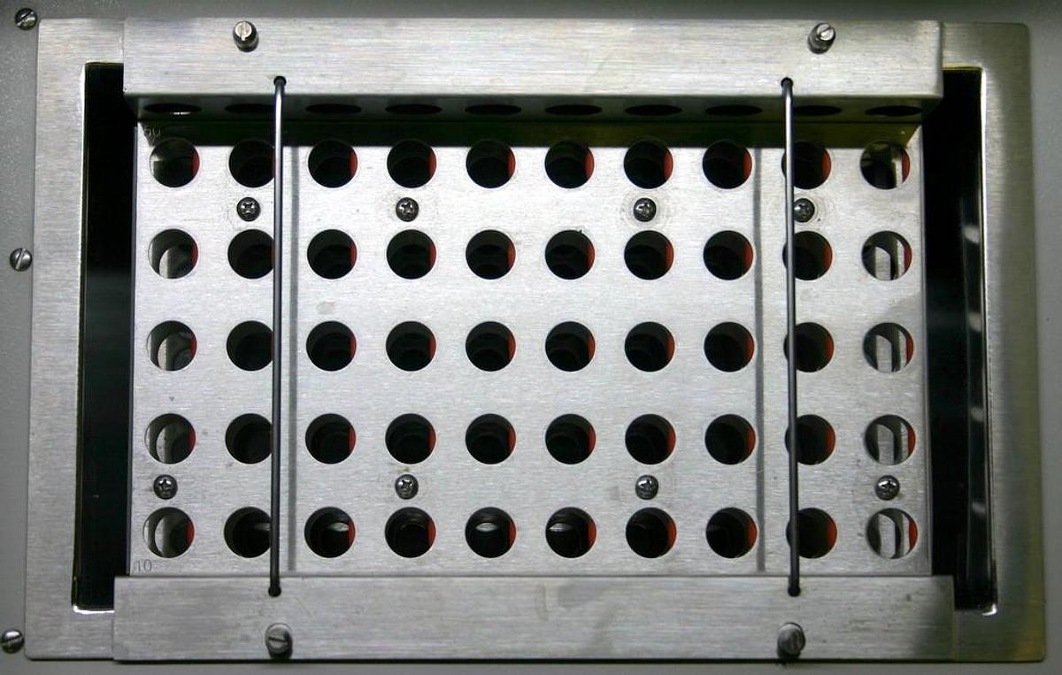 Used CALIPER LIFESCIENCES TURBOVAP LV EVAPORATOR CONCENTRATION WORKSTATION WITH 16 x 100mm RACK