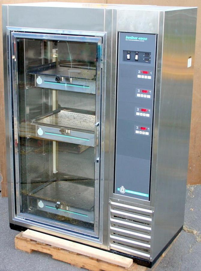 Used NEW BRUNSWICK SCIENTIFIC MULTI-TIER ENVIRONMENTAL SHAKER, MODEL INNOVA 4900