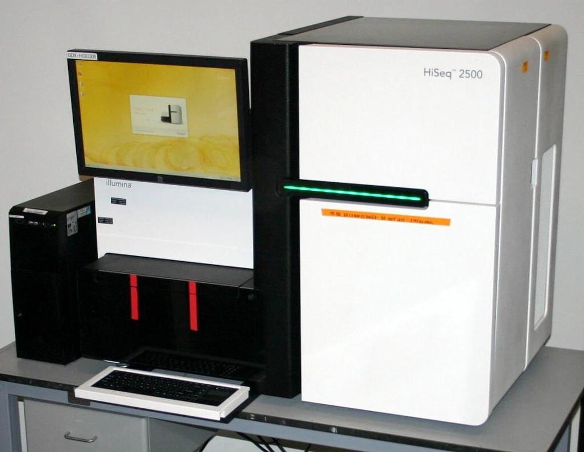 Used 5 ILLUMINA HISEQ 2500 DNA GENOME SEQUENCING SYSTEMS OFFERED AS ONE LOT