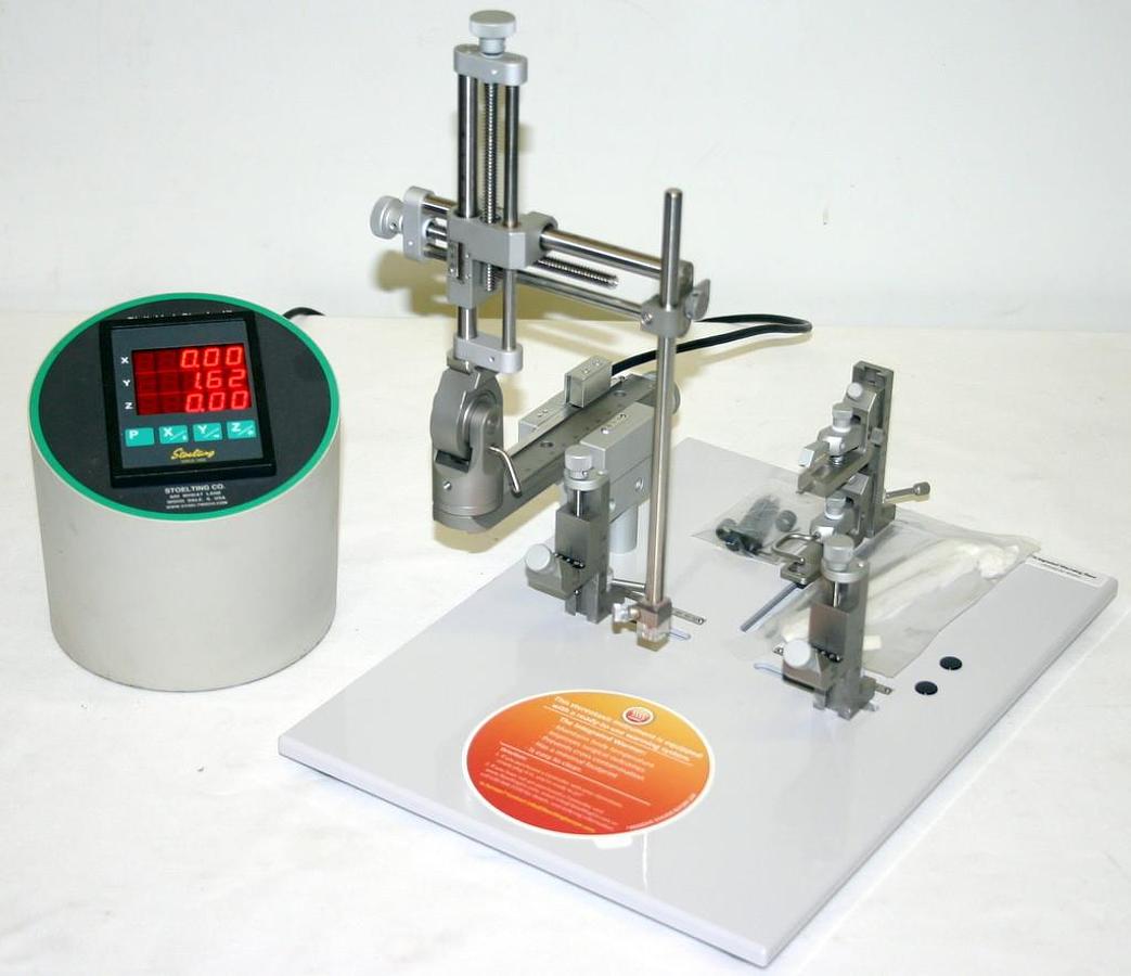 STOELTING 51500D NEW DIGITAL RAT & MOUSE STEREOTAXIC BASE WITH STANDARD MANIPULATOR ARM