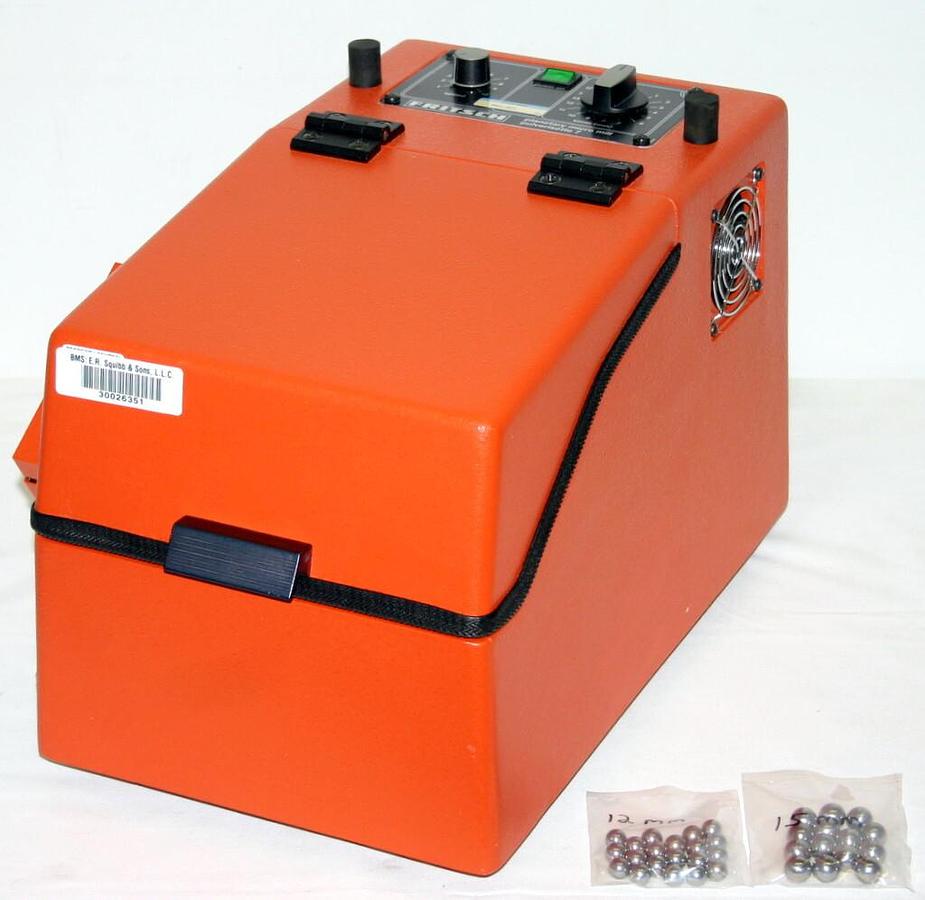 Used FRITSCH PLANETARY BALL MICRO MILL, MODEL PULVERISETTE 7 WITH TWO 45 ML BOWLS