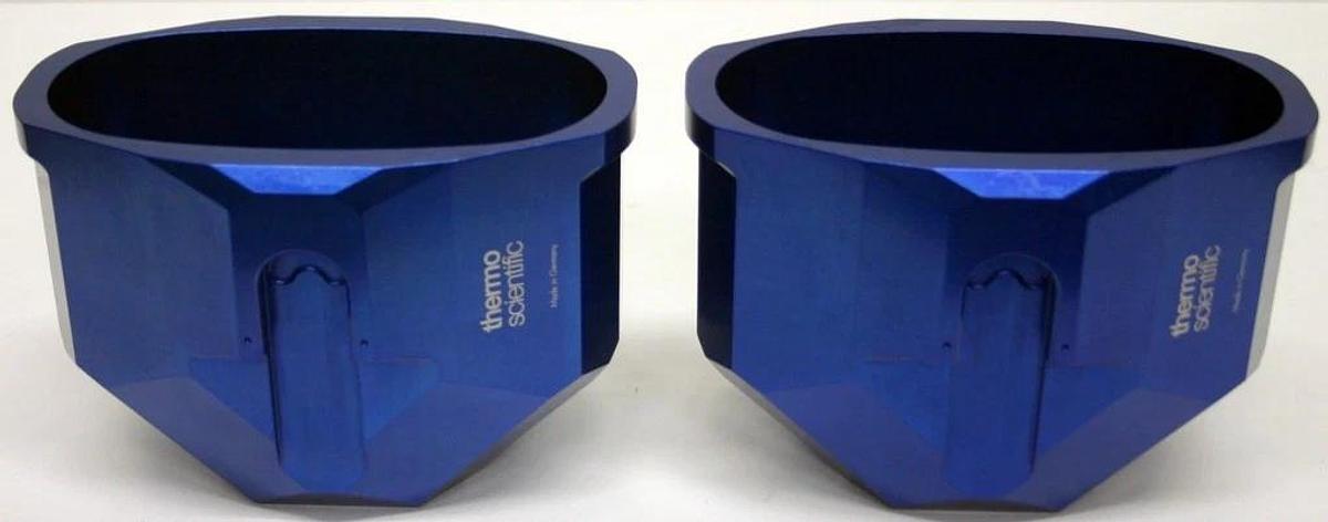 THERMO SCIENTIFIC 2000ML BIOS OVAL SWINGING BUCKET, MODEL 75003964, SET OF TWO