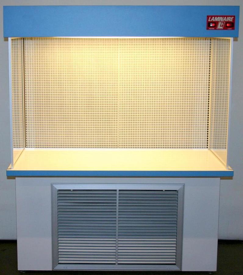 Used LAMINAIRE HORIZONTAL LAMINAR FLOW HOOD, MODEL 430-CS