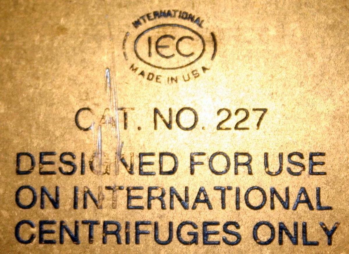 Used IEC LINEAR RACK SWINGING BUCKET MICROPLATE ROTOR, MODEL 227