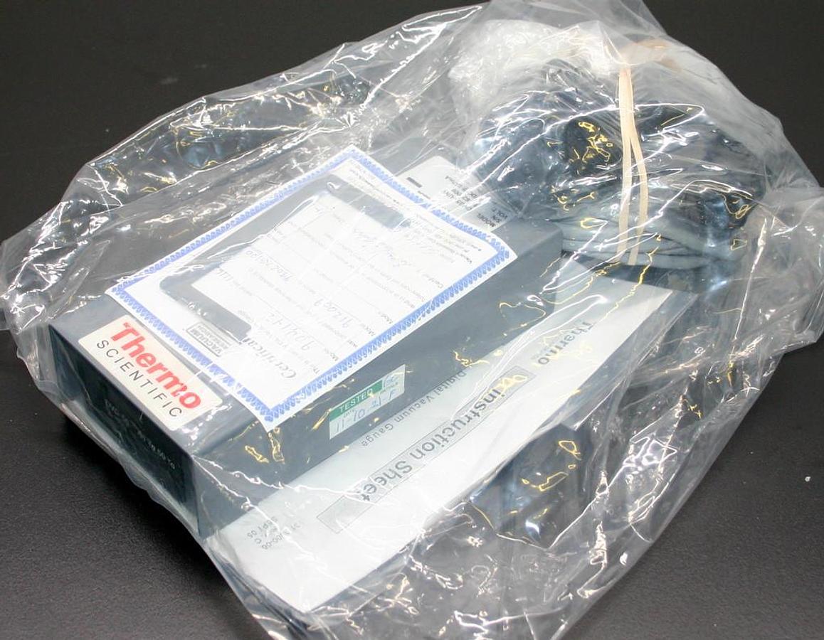 THERMO SCIENTIFIC DIGITAL VACUUM GAUGE, MODEL DVG50-UVN