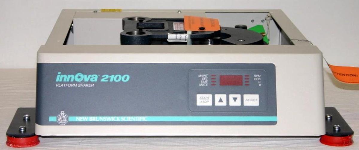 Used EPPENDORF NEW BRUNSWICK DIGITAL GYROTORY PLATFORM SHAKER, MODEL INNOVA 2150, NIB