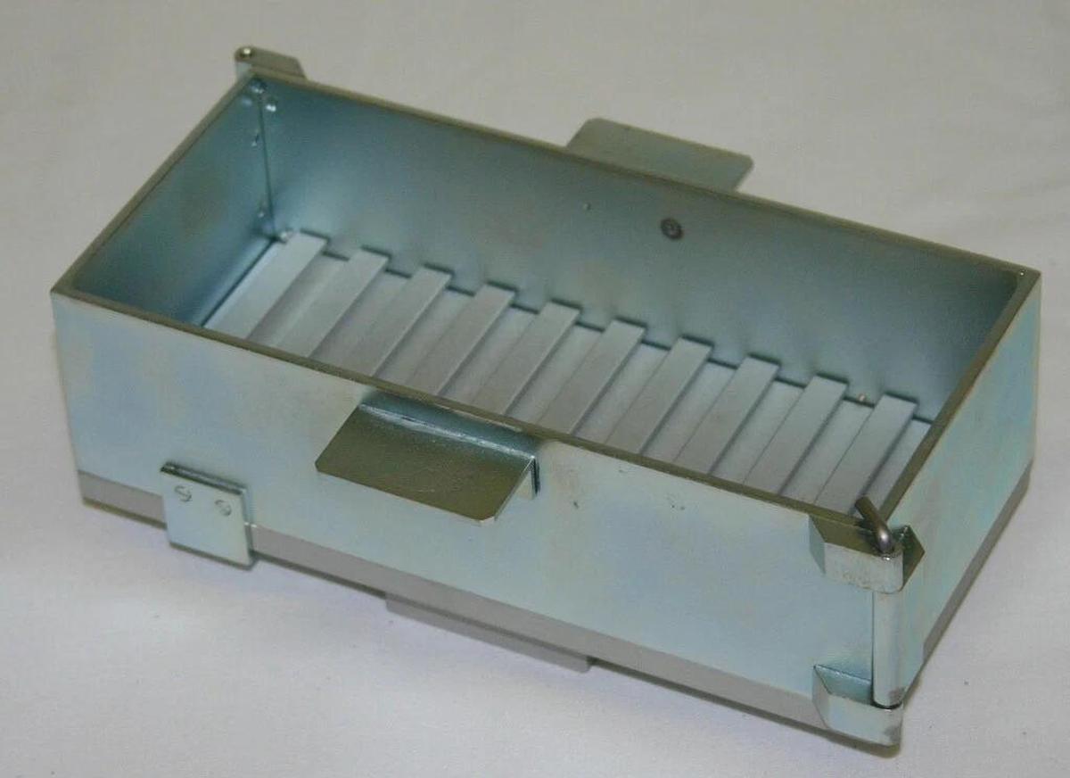 LEICA SPECIMEN STAGE 0022 50105 WITH EMBEDDING FRAME 0022 50126, 80 x 180 x 60MM