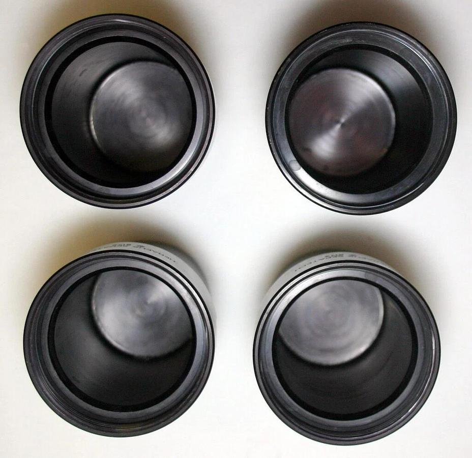 Used THERMO SCIENTIFIC HERAEUS SWINGING BUCKET ROTOR, MODEL 75008179 WITH BUCKETS