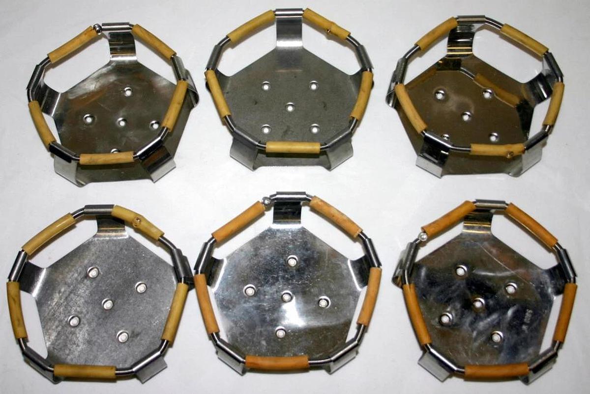 Used EPPENDORF NEW BRUNSWICK (QTY. 6) 2800ML FERNBACH FLASK CLAMP, MODEL ACFE2800S