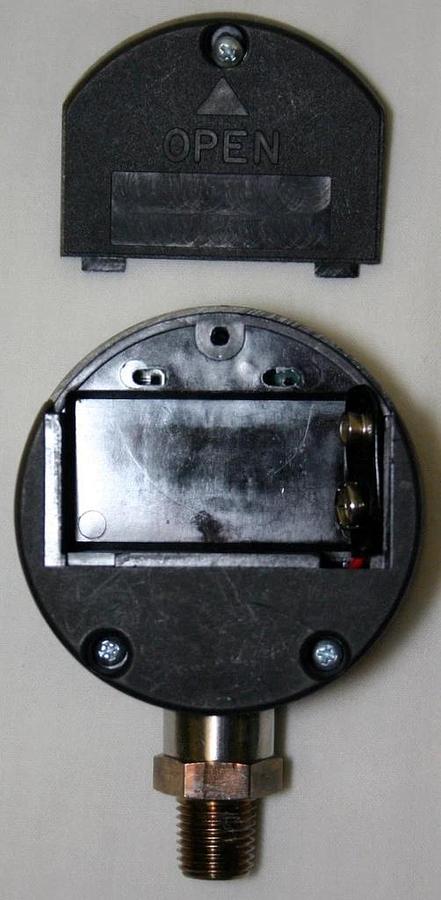 Used STI AUTOMATION PRODUCTS DIGITAL PRESSURE GAUGE, MODEL PG2000-20.00PSI