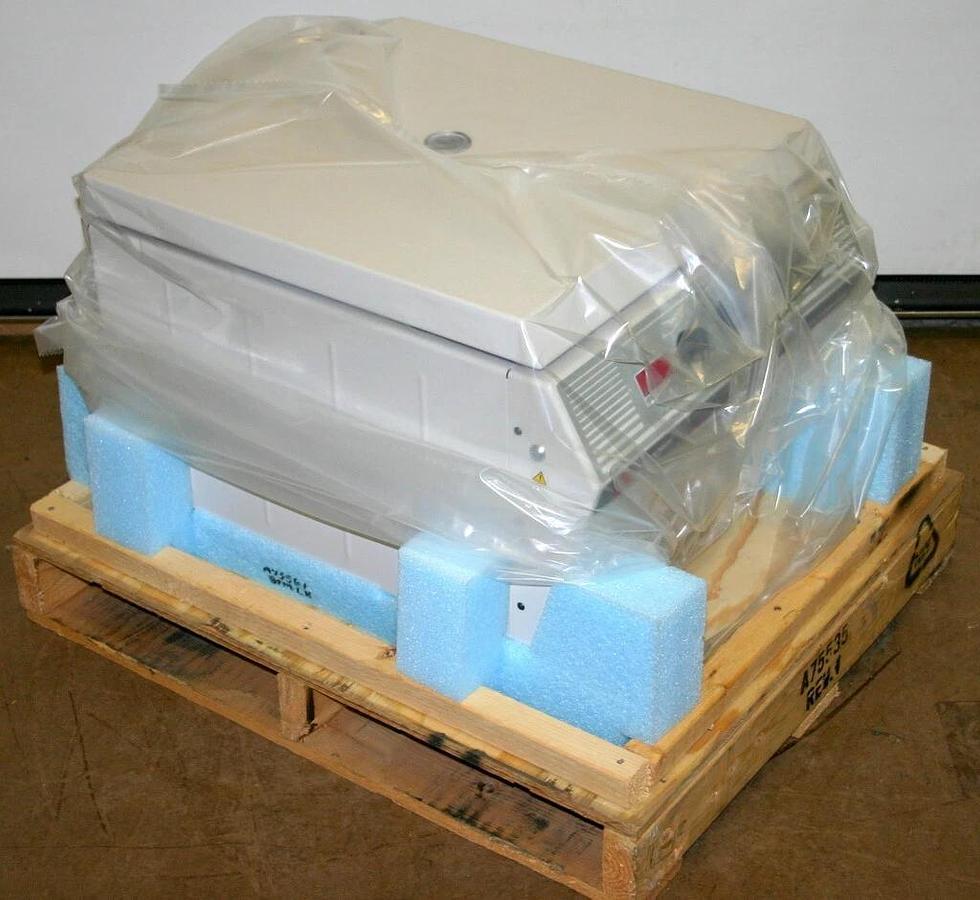 Used BECKMAN COULTER CENTRIFUGE, MODEL ALLEGRA-6 , NEW IN BOX