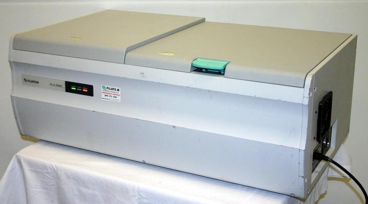Used FUJIFILM FLUORESCENT IMAGE ANALYZER, MODEL FLA-3000R