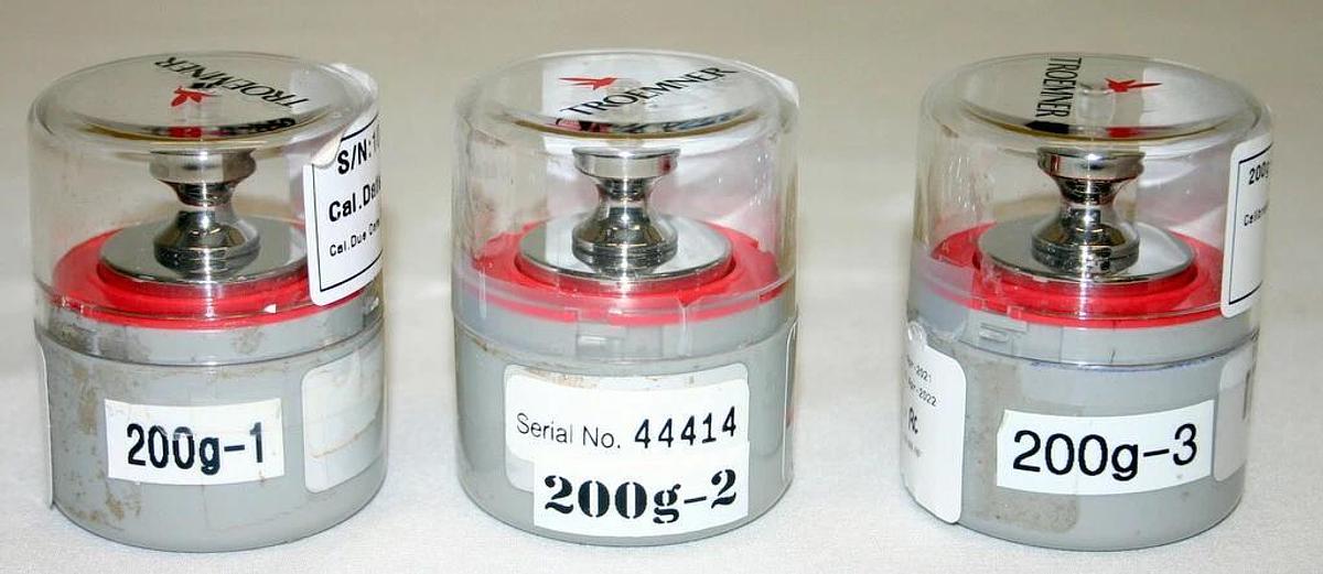 Used TROEMNER ANALYTICAL PRECISION CLASS 3 INDIVIDUAL ASTM CALIBRATION WEIGHTS, 200 G